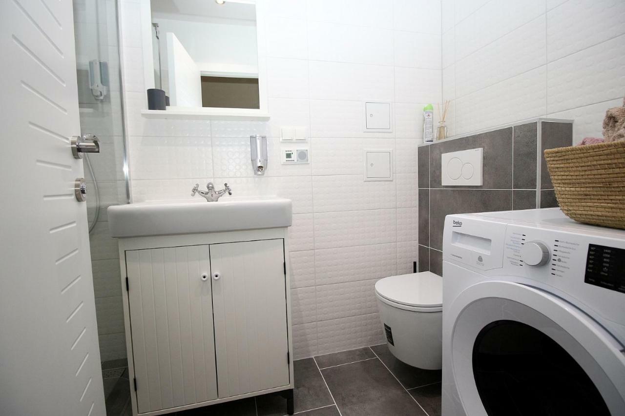 City&More! Apartment Neubau Vienna Esterno foto